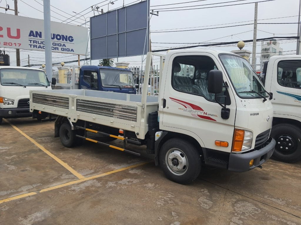 hyundai n250 thùng lửng