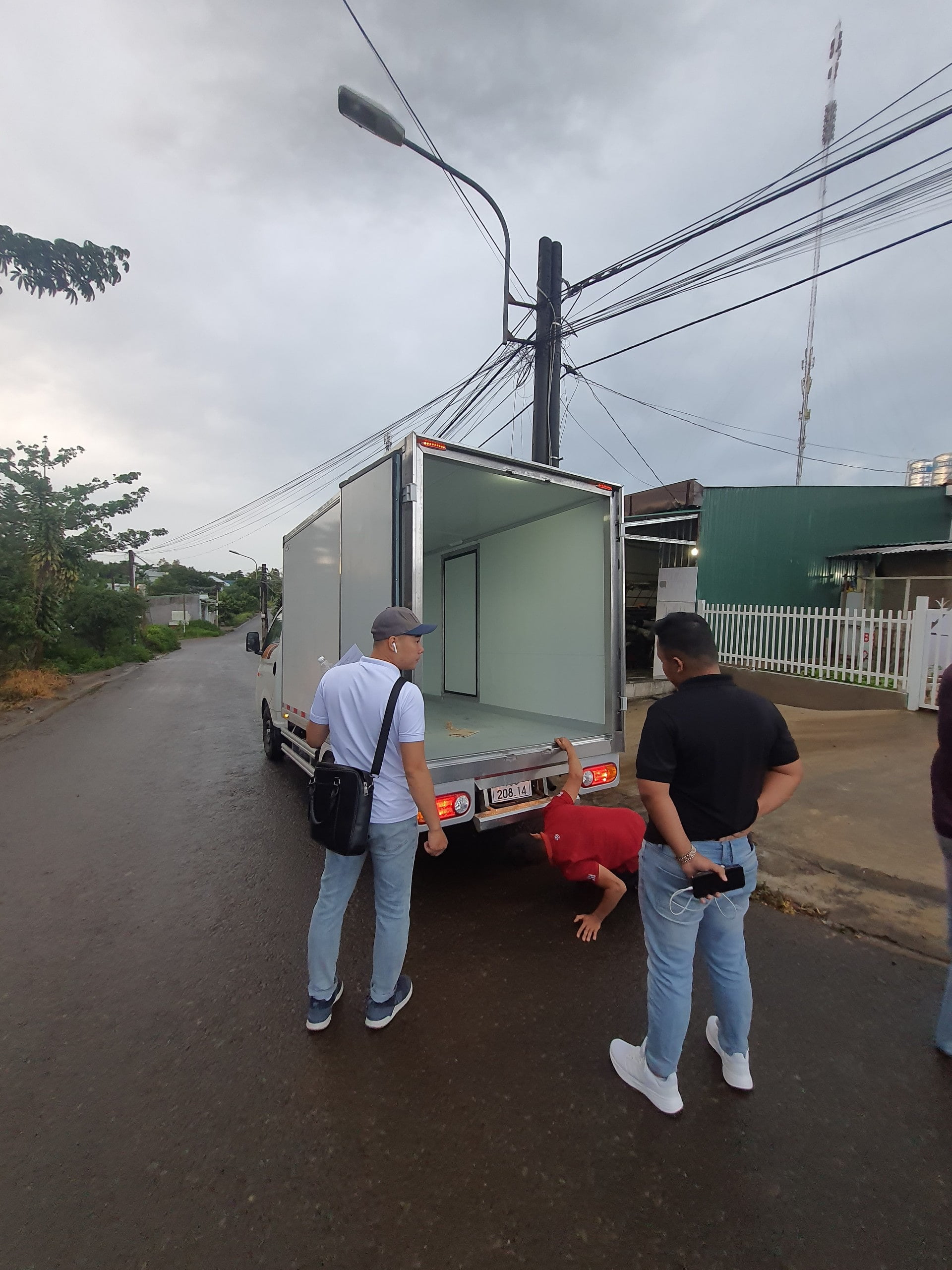 Xe H150 KÍN COMPOSITE 3,2 M