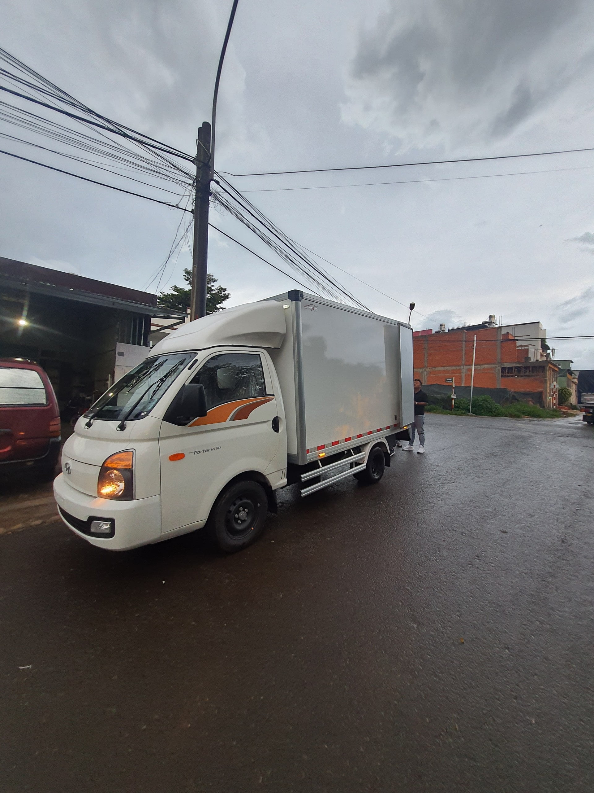 Xe H150 KÍN COMPOSITE 3,2 M