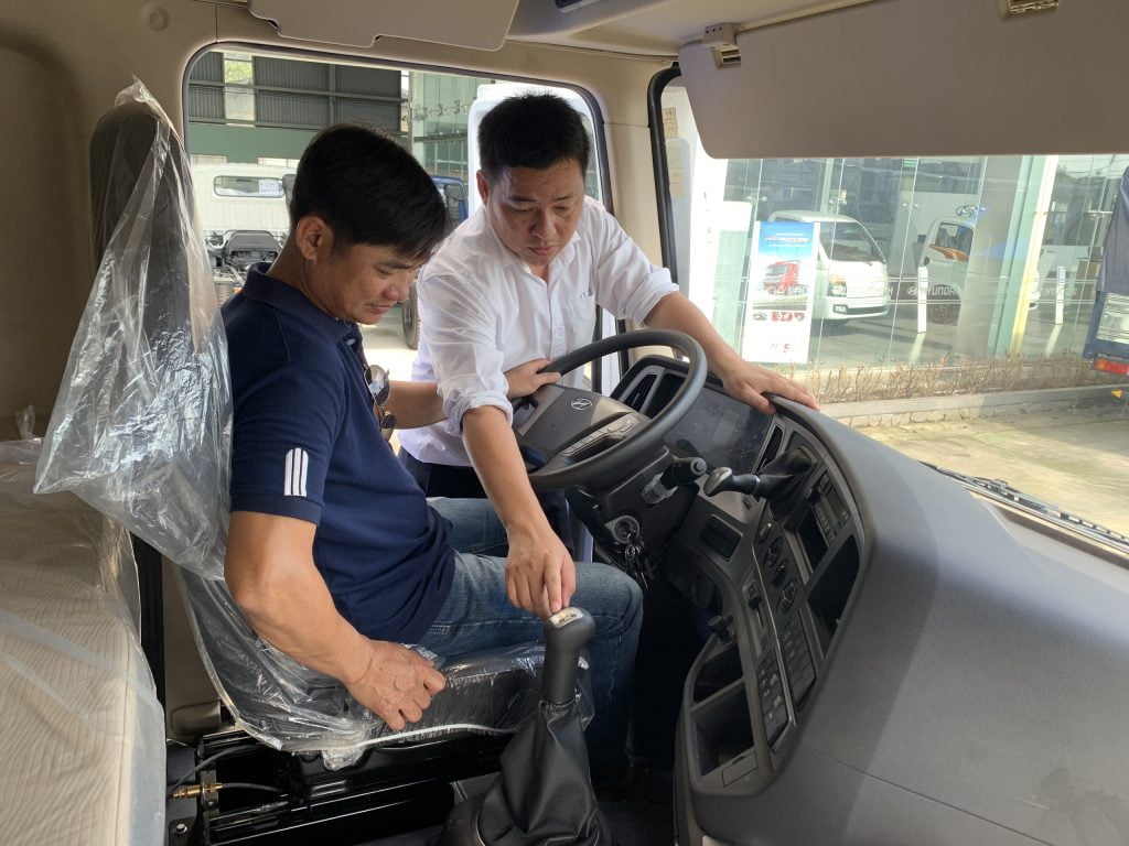 cabin đầu kéo hyundai xcent