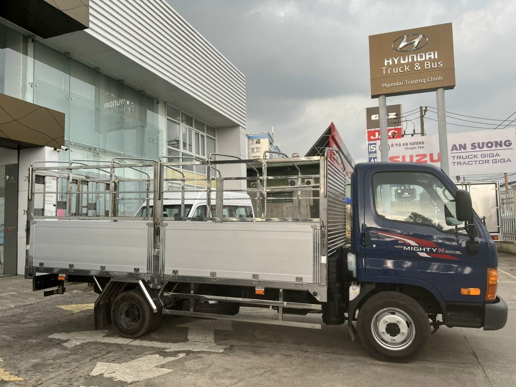 hyundan n250sl thùng bạt bửng nhôm