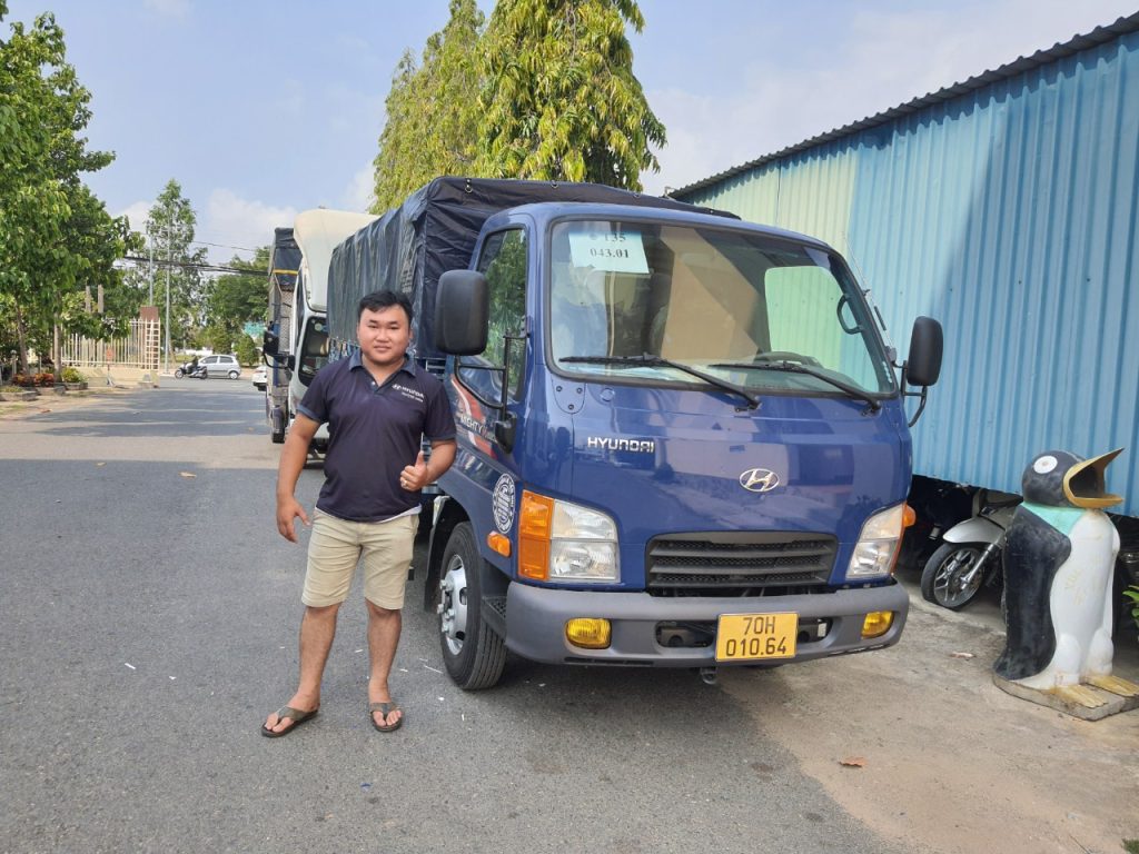 Hyundai N250SL Thùng Bạt