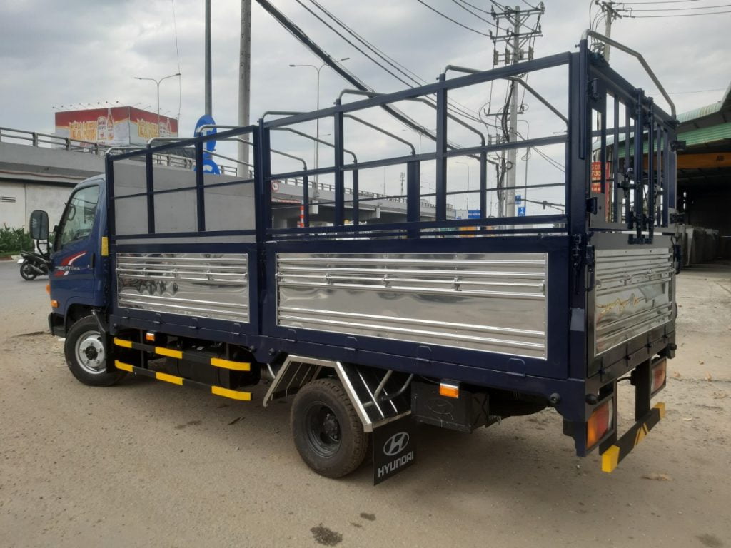Hyundai N250SL Thùng Bạt