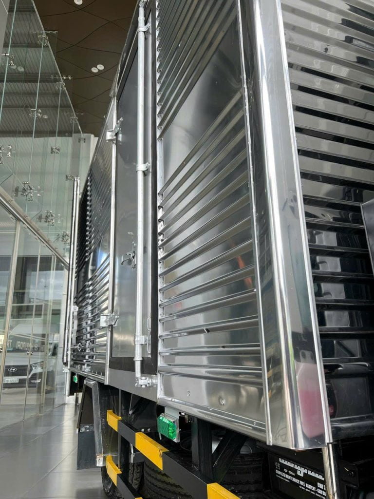 Hyundai N250 Thùng Kín