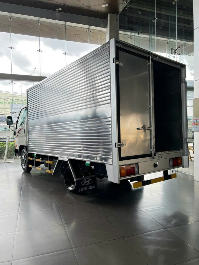 Hyundai N250 Thùng Kín