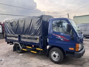 Hyundai N250 Thùng Mui Bạt