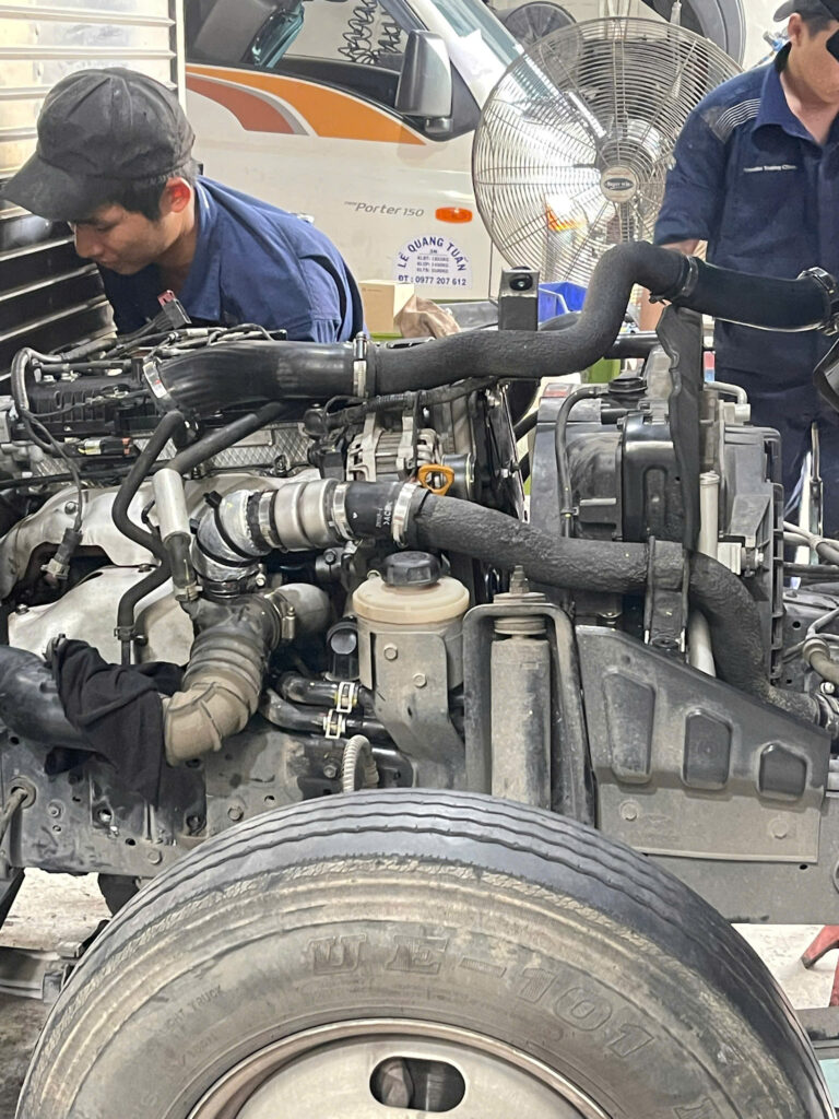 Dịch vụ bảo dưỡng xe Hyundai