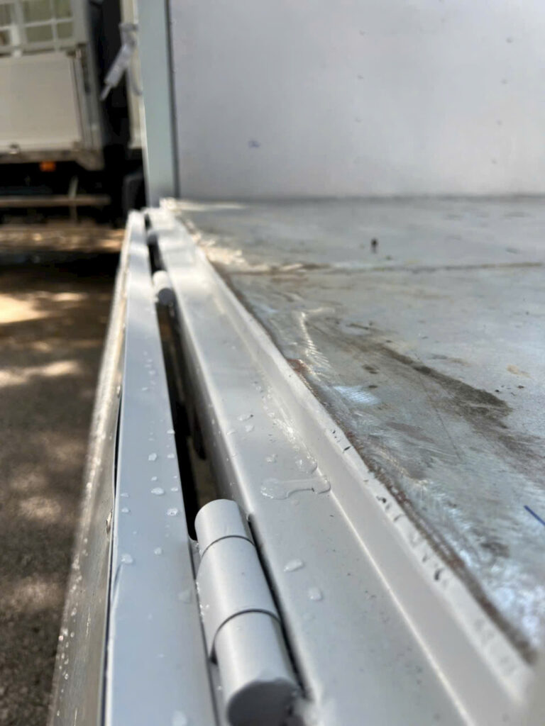 Hyundai n250 EURO5 Thùng Bạt