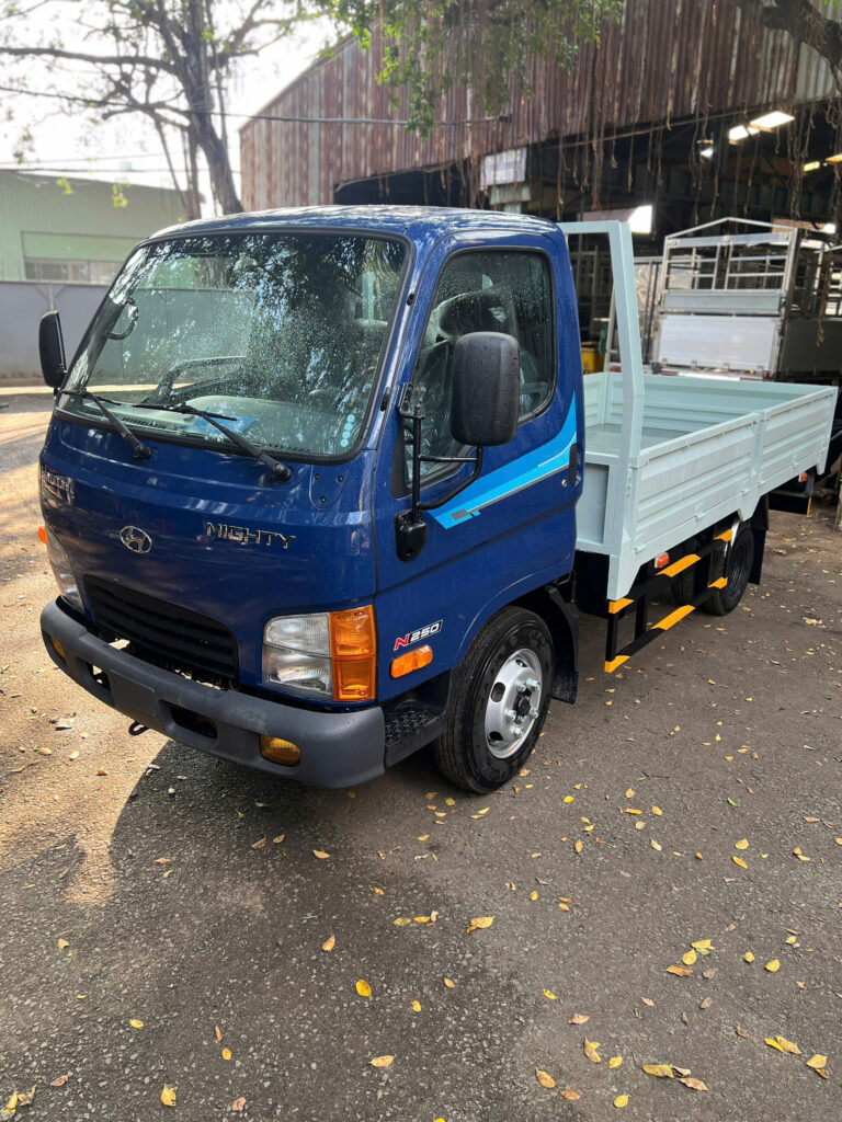 Hyundai n250 EURO5 Thùng lửng
