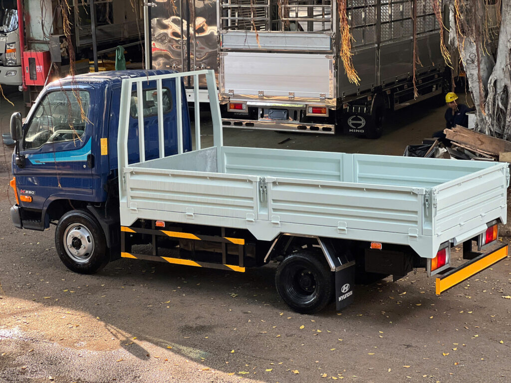 Hyundai n250 EURO5 Thùng lửng