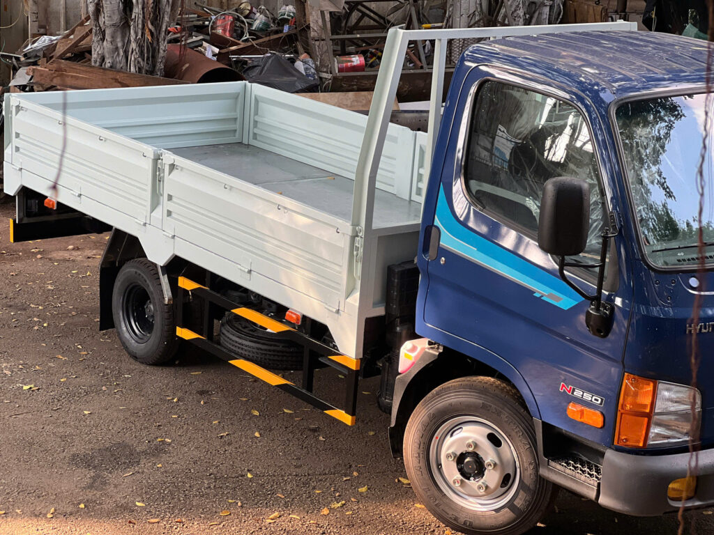 Hyundai n250 EURO5 Thùng lửng